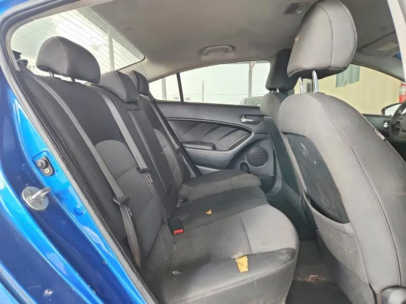 2014 KIA FORTE LX  