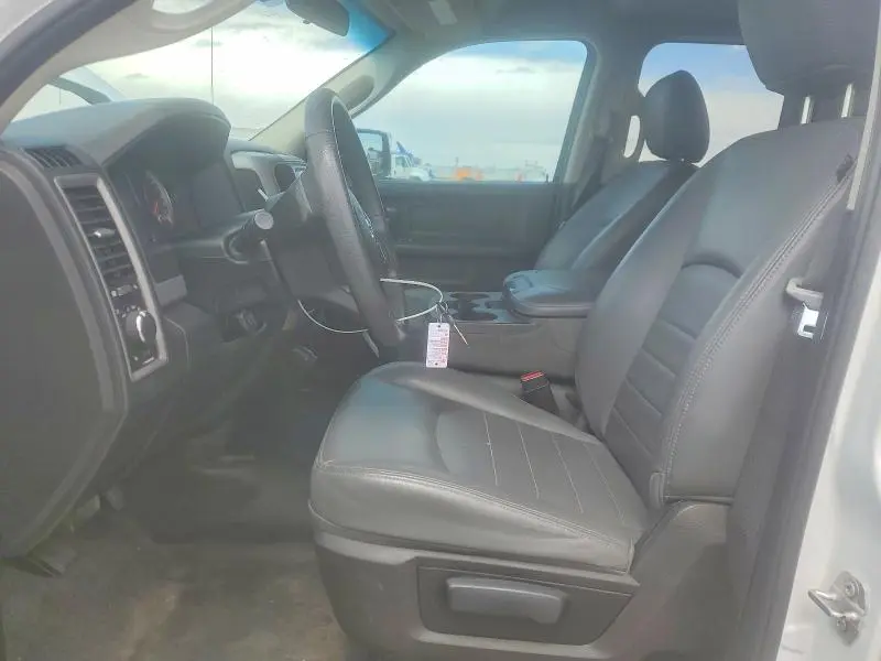 2016 RAM 1500 ST  