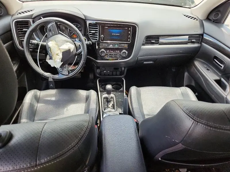 2017 MITSUBISHI OUTLANDER SE  