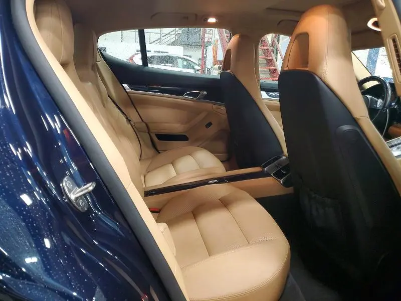 2016 PORSCHE PANAMERA S  