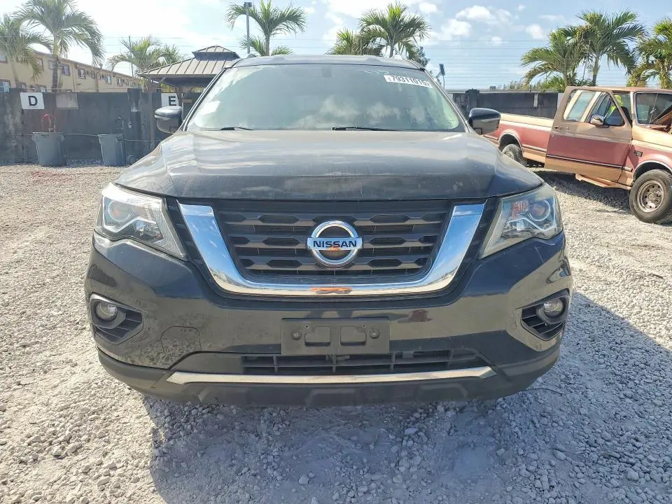 2018 NISSAN PATHFINDER SV  