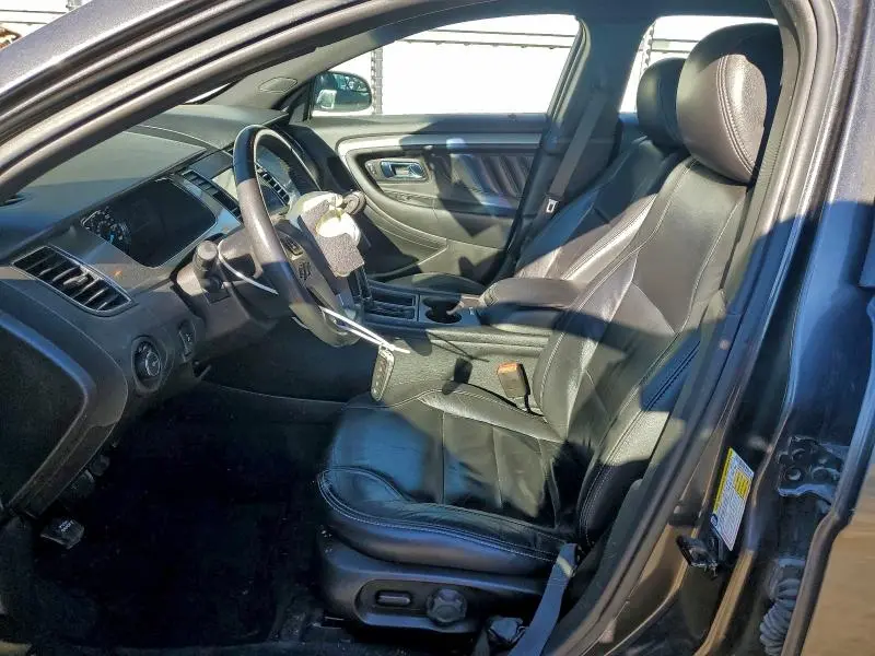 2018 FORD TAURUS SEL  