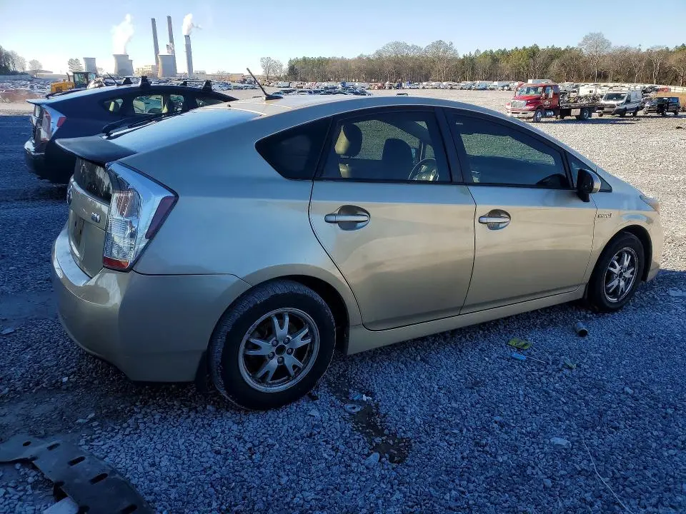 2011 TOYOTA PRIUS   