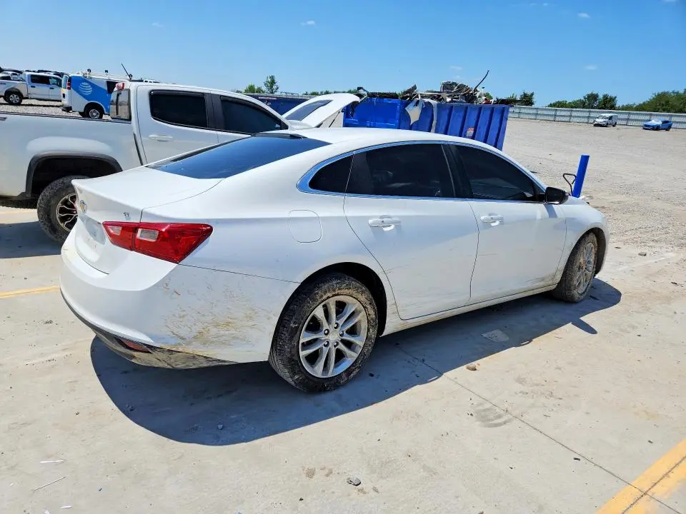 2017 CHEVROLET MALIBU LT  