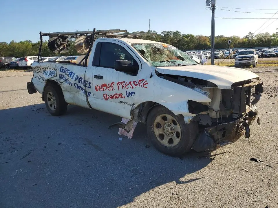 2017 NISSAN TITAN S  