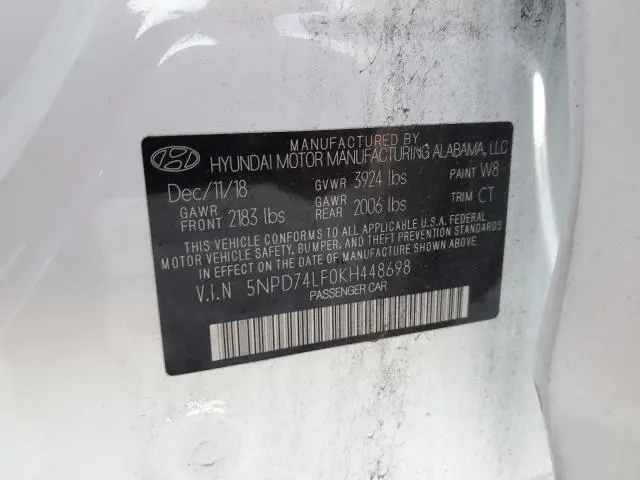 2019 HYUNDAI ELANTRA SE