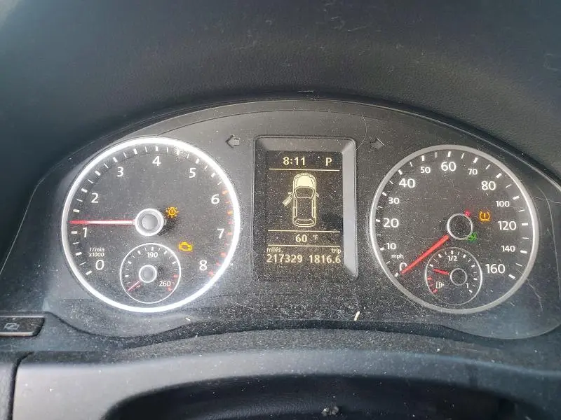 2012 VOLKSWAGEN TIGUAN S  