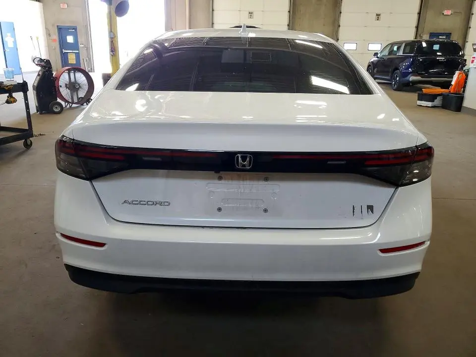 2024 HONDA ACCORD LX  
