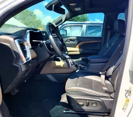 2023 GMC CANYON DENALI  