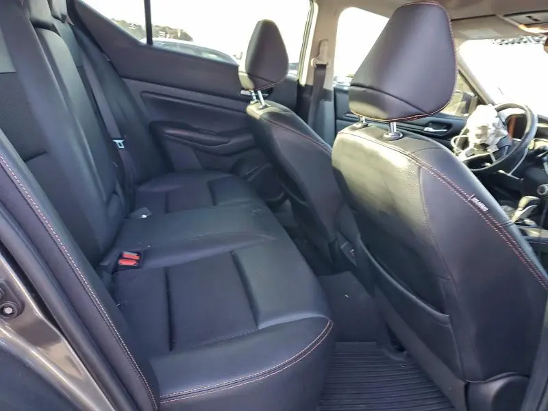 2021 NISSAN ALTIMA SR  