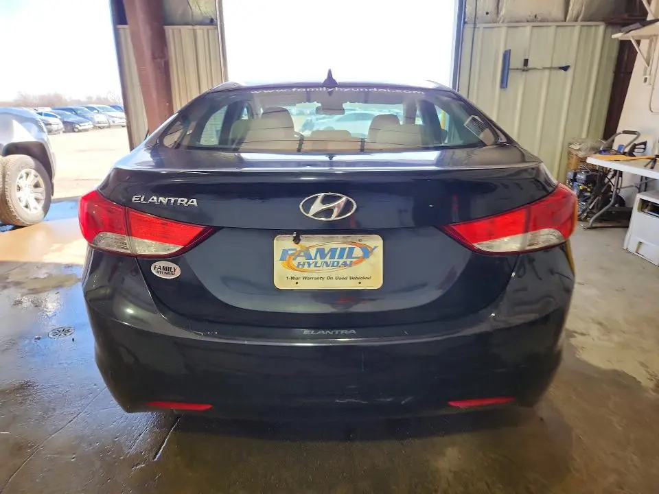 2012 HYUNDAI ELANTRA GLS  