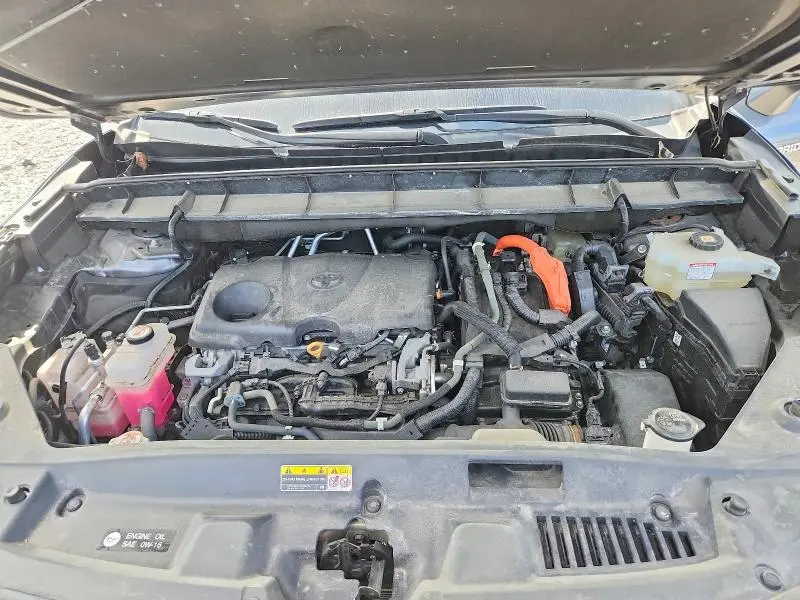 2021 TOYOTA HIGHLANDER HYBRID LE  