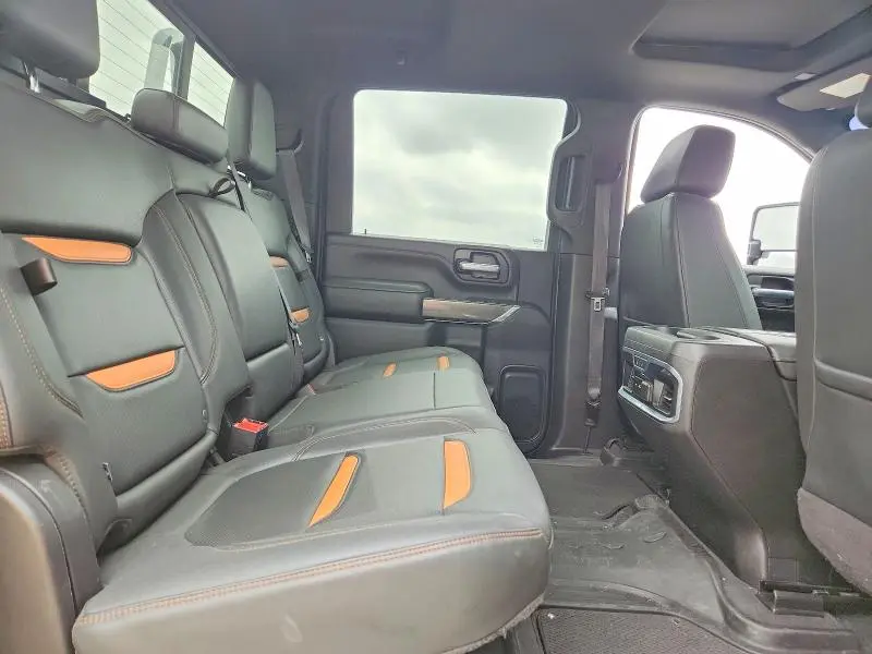 2021 GMC SIERRA K2500 AT4  