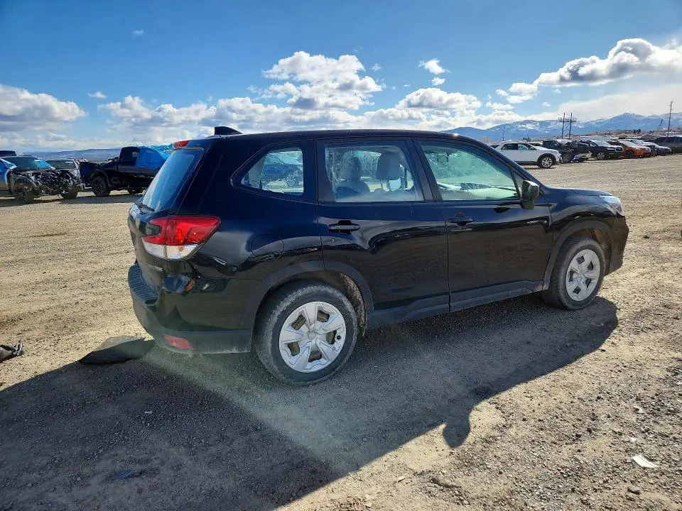2021 SUBARU FORESTER   