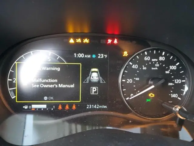 2024 NISSAN KICKS SV  