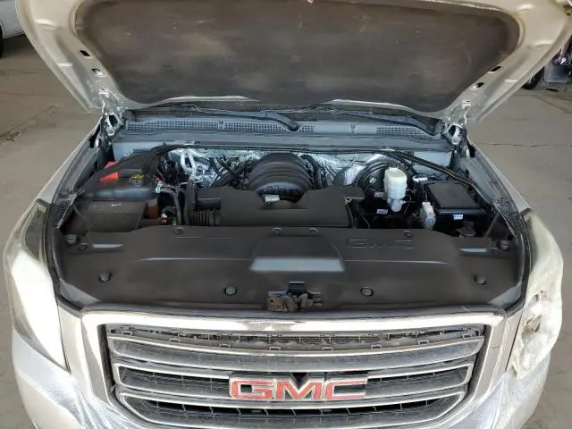 2016 GMC YUKON SLE  