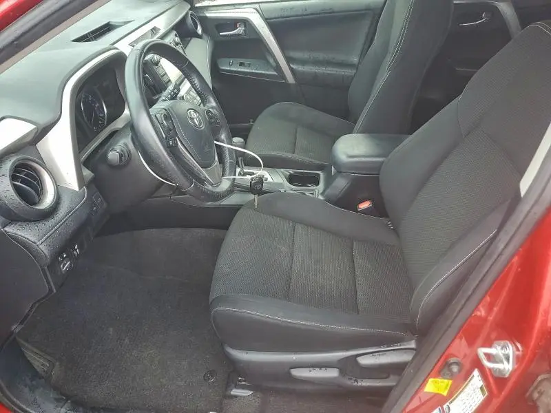 2016 TOYOTA RAV4 XLE  