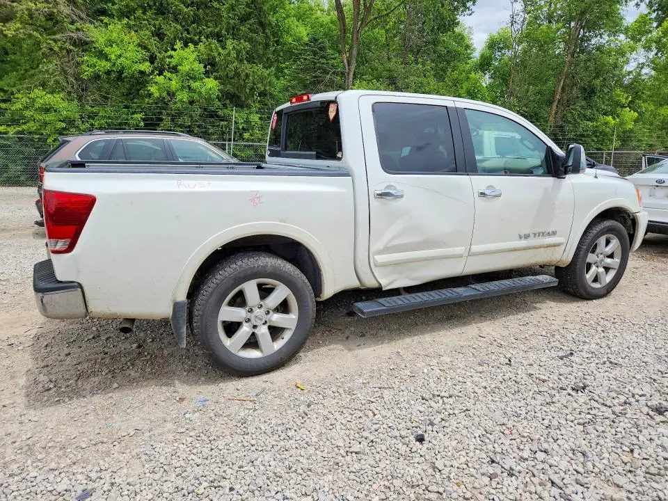 2012 NISSAN TITAN SV  