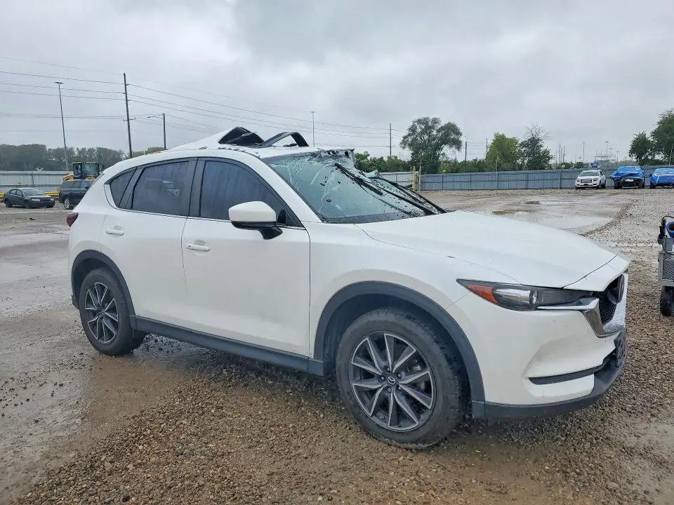 2018 MAZDA CX-5 TOURING  