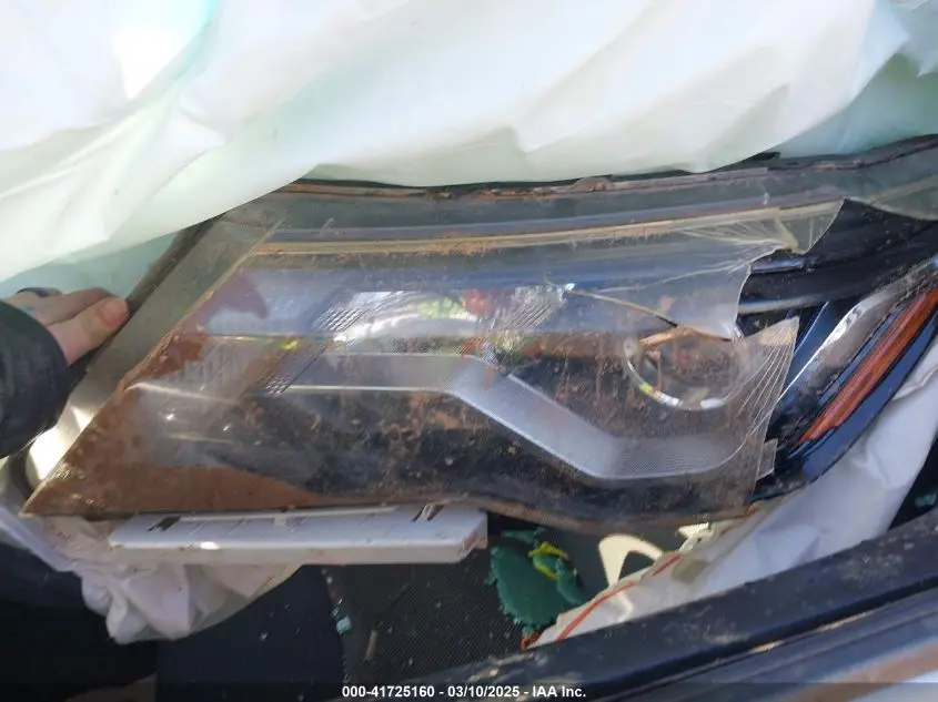 2017 NISSAN PATHFINDER SV