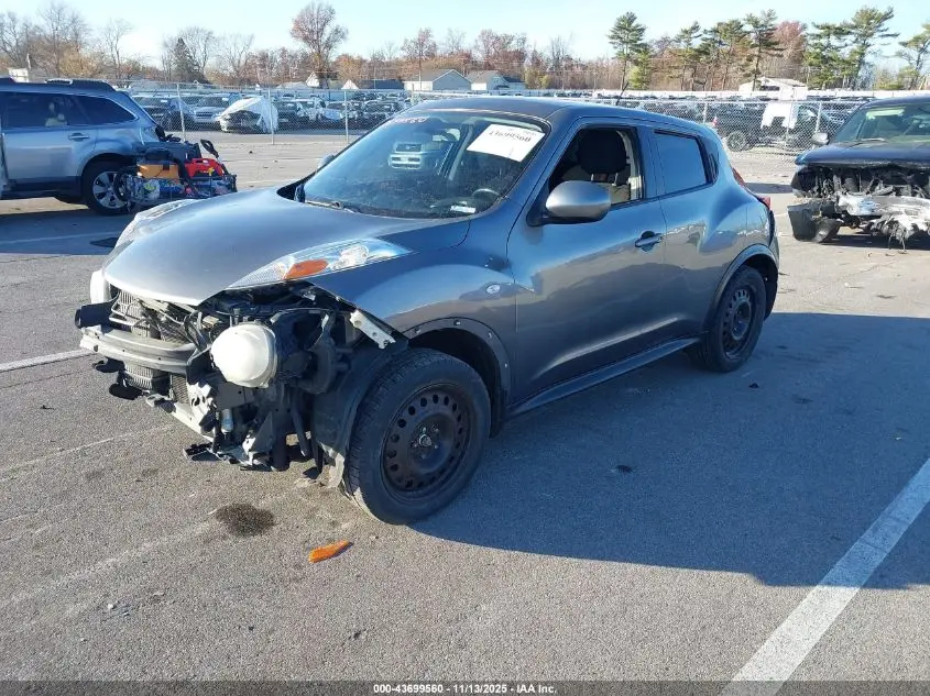 2011 NISSAN JUKE SV