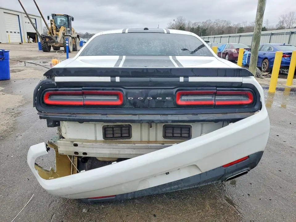 2015 DODGE CHALLENGER SXT  