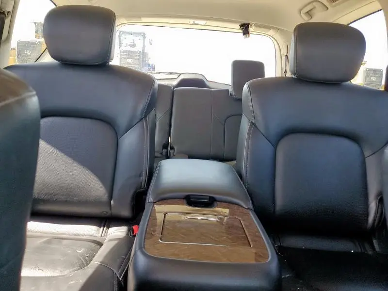 2016 INFINITI QX80   