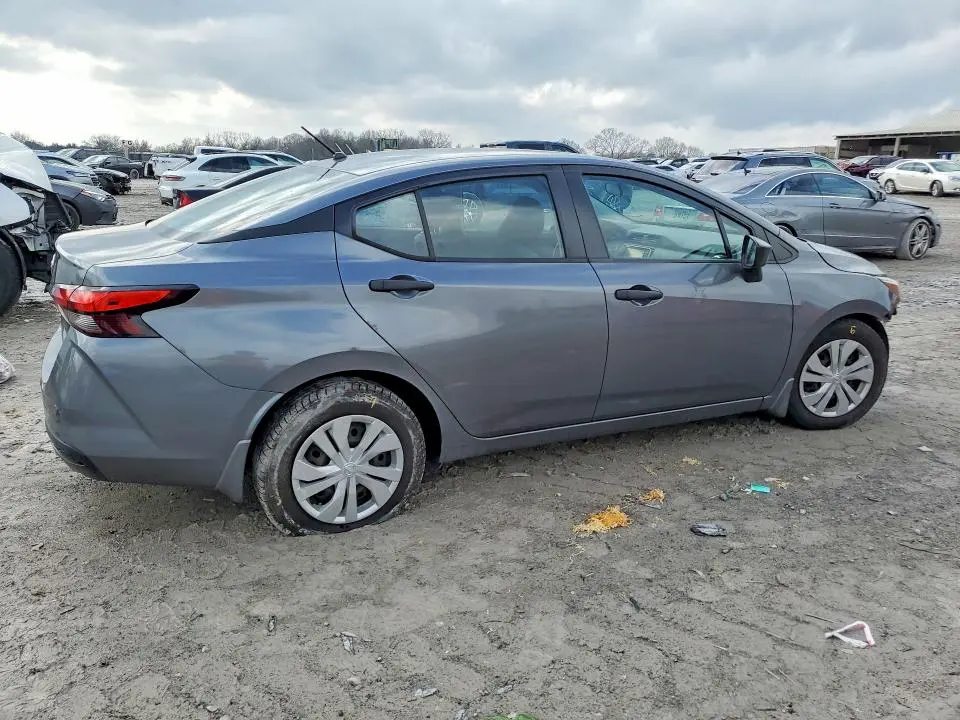 2020 NISSAN VERSA S  