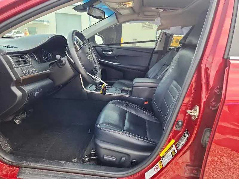 2017 TOYOTA CAMRY XLE V6  
