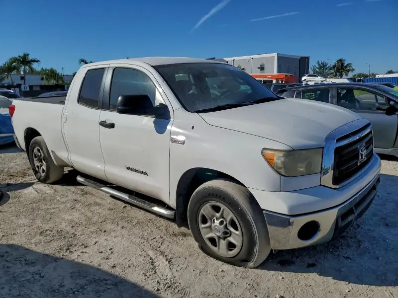 2013 TOYOTA TUNDRA DOUBLE CAB SR5  