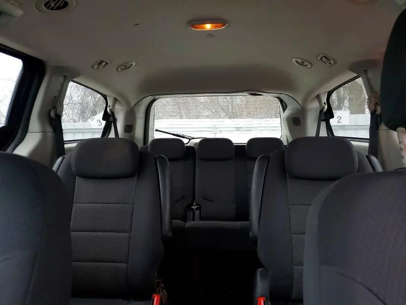 2010 DODGE GRAND CARAVAN SE  