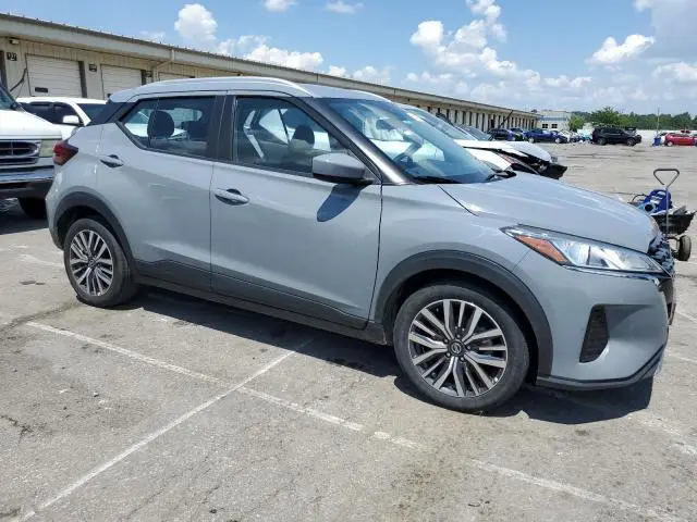 2021 NISSAN KICKS SV  