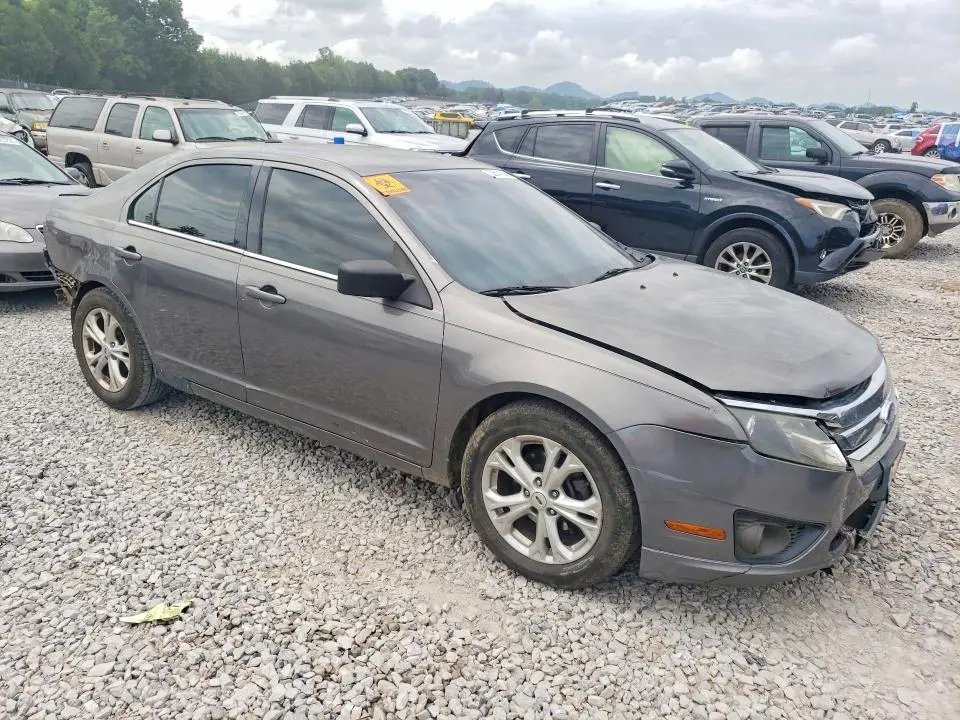 2011 FORD FUSION SE  