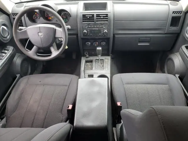 2011 DODGE NITRO SE  