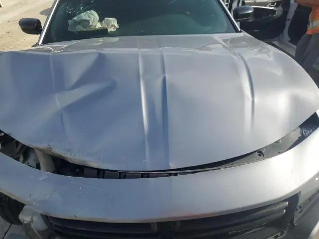 2017 DODGE CHARGER SE  