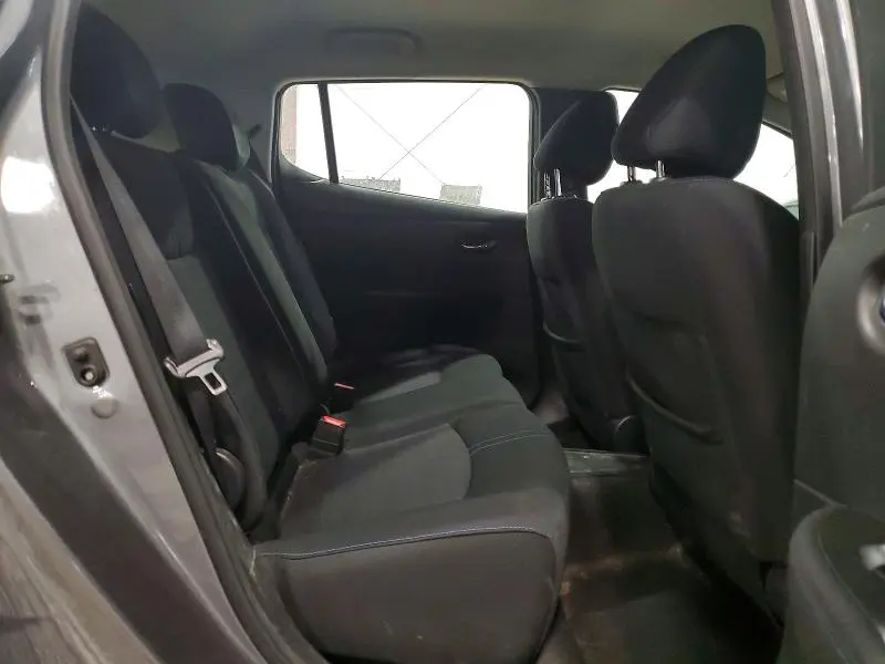 2019 NISSAN LEAF S  