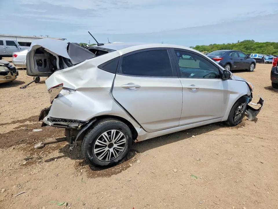2015 HYUNDAI ACCENT GLS  