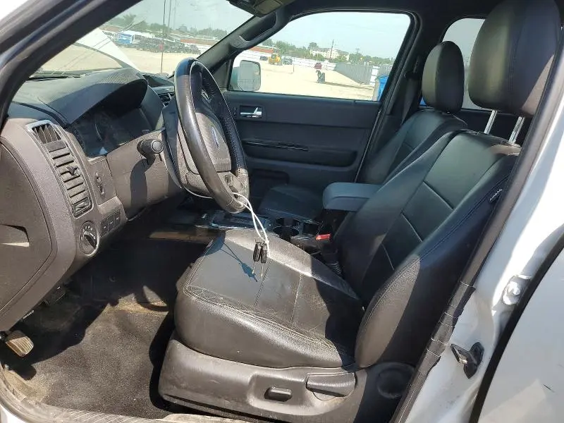 2011 FORD ESCAPE LIMITED  