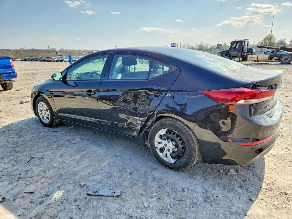 2018 HYUNDAI ELANTRA SE  