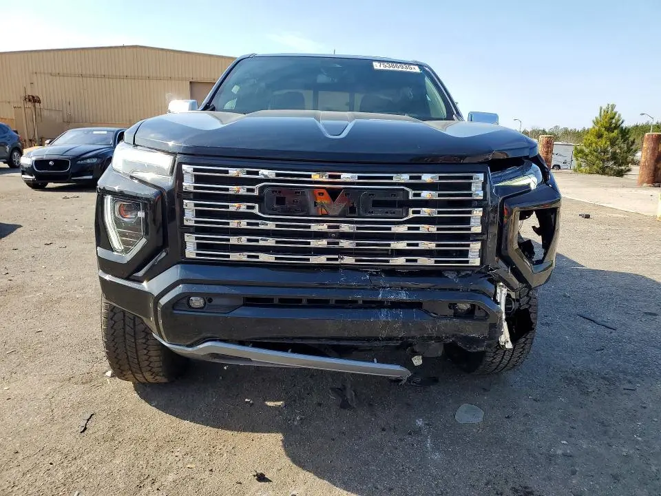 2023 GMC CANYON DENALI  