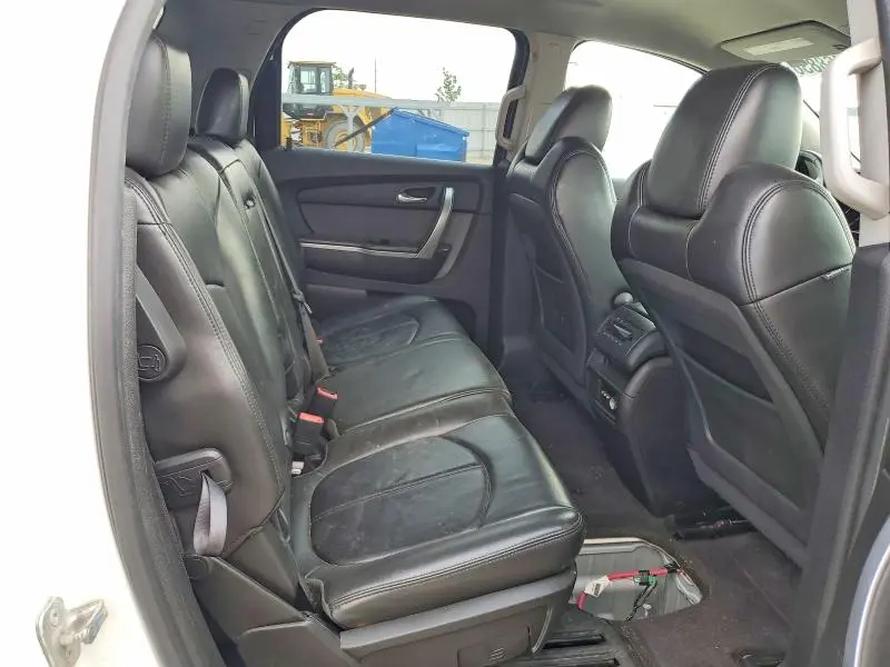 2010 GMC ACADIA SLT-1  