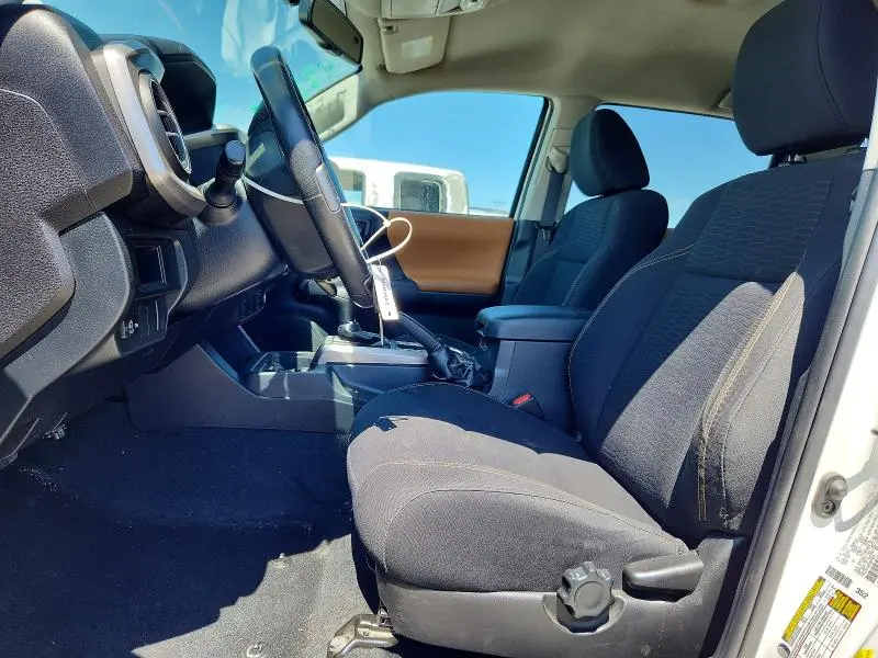 2017 TOYOTA TACOMA SR5 V6  