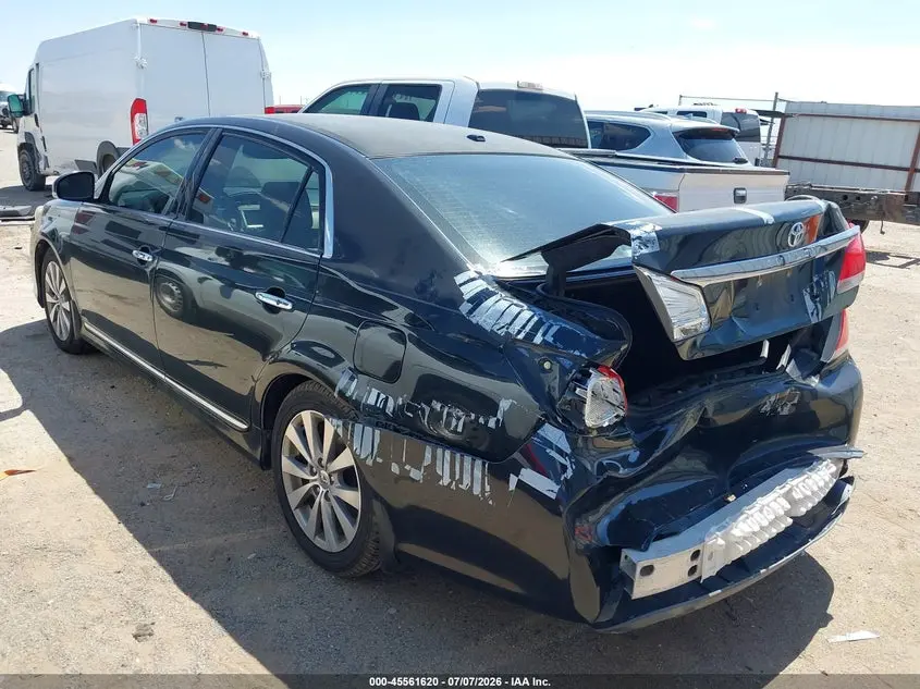 2011 TOYOTA AVALON LIMITED