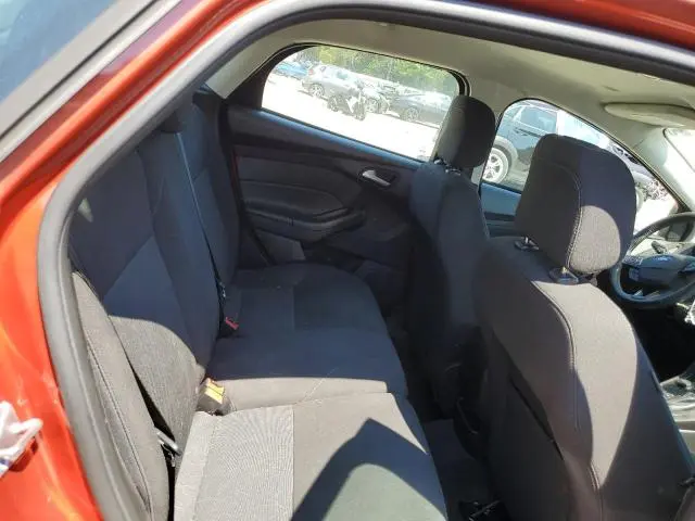 2018 FORD FOCUS SE  