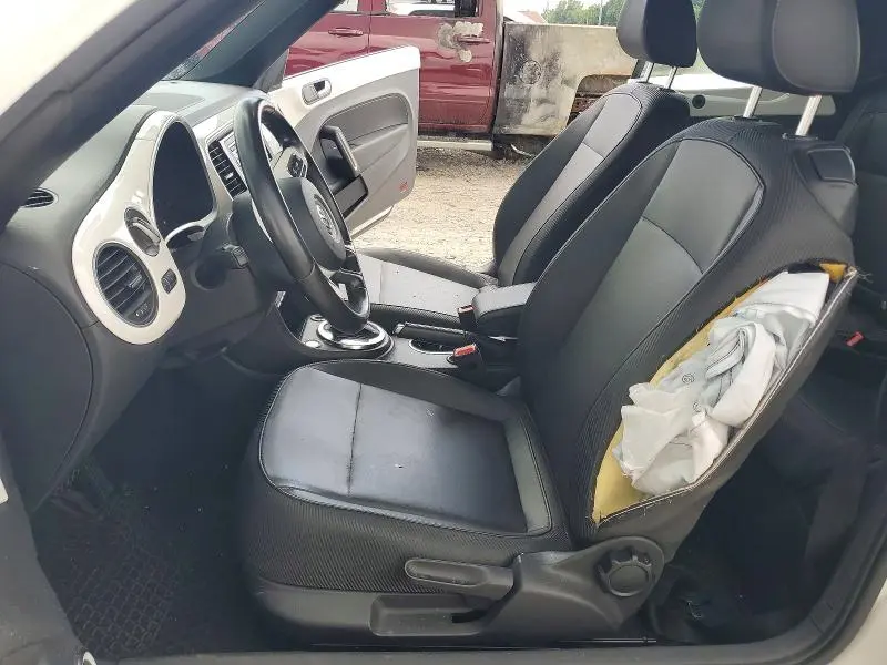 2013 VOLKSWAGEN BEETLE   