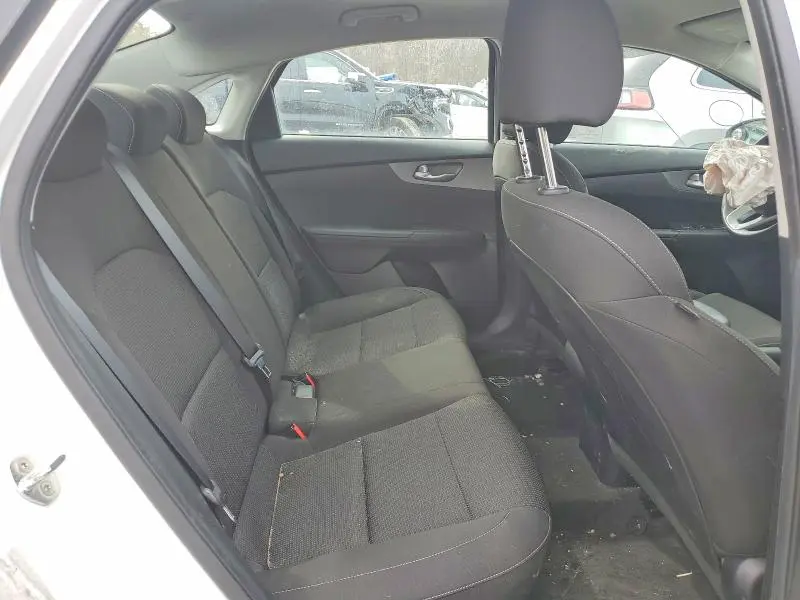 2019 KIA FORTE FE  