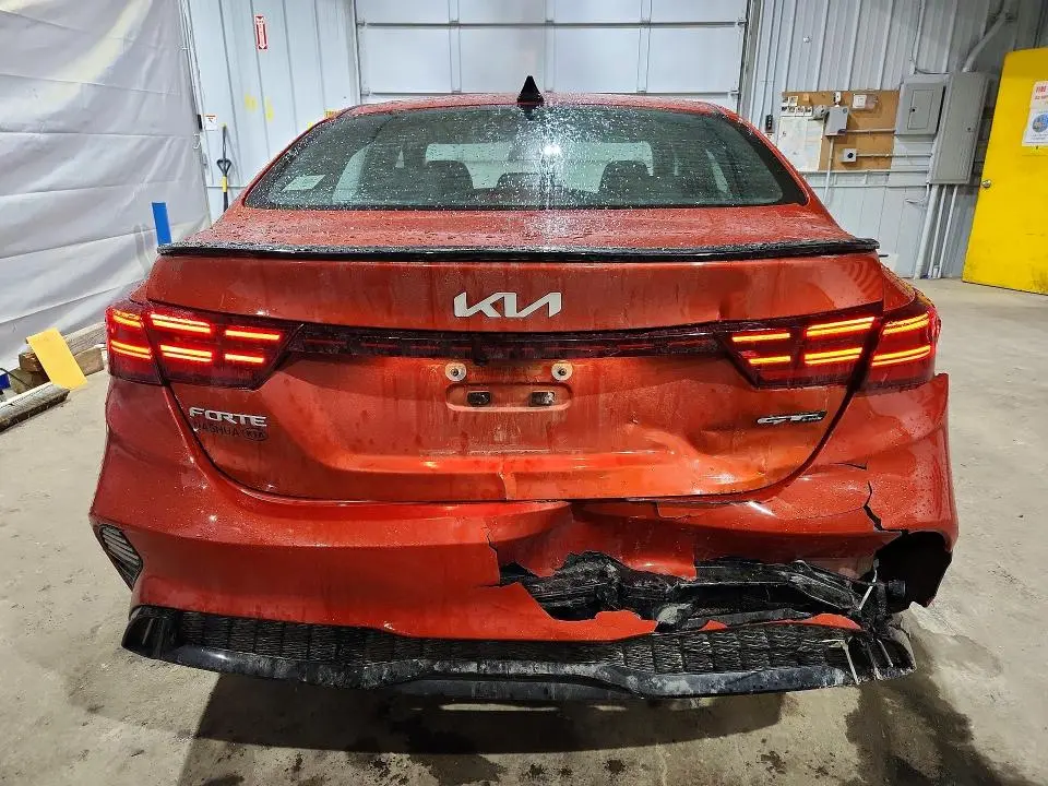 2022 KIA FORTE GT-LINE  