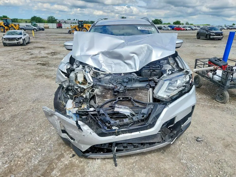 2017 NISSAN ROGUE S  