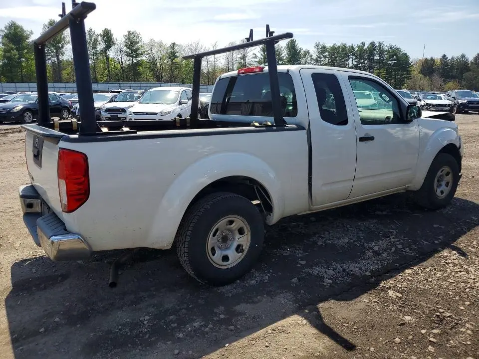 2016 NISSAN FRONTIER S  