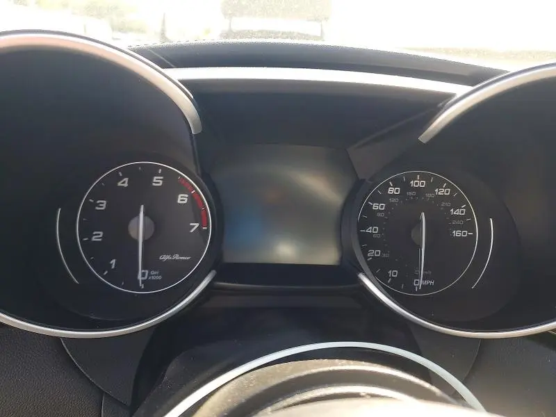 2023 ALFA ROMEO GIULIA TI  